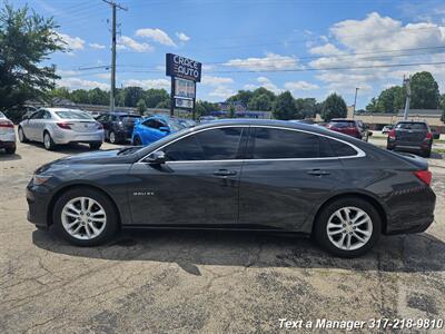 2016 Chevrolet Malibu LT - Photo 2 - Greenwood, IN 46142