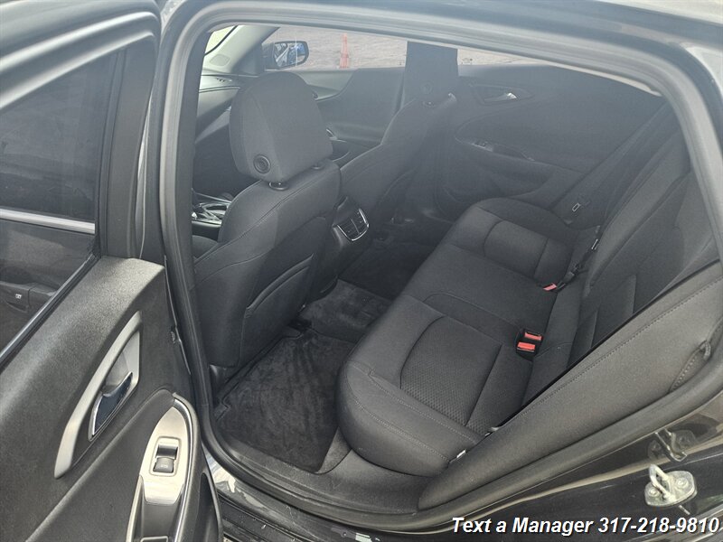 2016 Chevrolet Malibu LT - Photo 22 - Greenwood, IN 46142