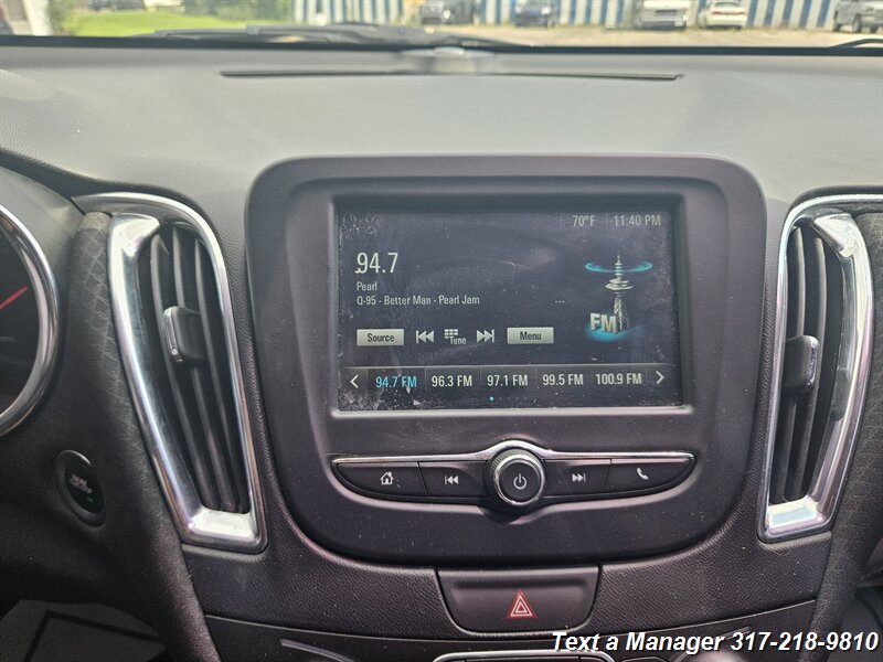 2016 Chevrolet Malibu LT - Photo 18 - Greenwood, IN 46142