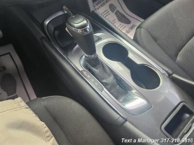 2016 Chevrolet Malibu LT - Photo 21 - Greenwood, IN 46142