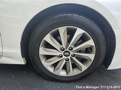 2016 Hyundai SONATA Sport   - Photo 9 - Greenwood, IN 46142