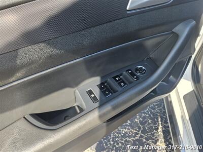 2016 Hyundai SONATA Sport   - Photo 10 - Greenwood, IN 46142