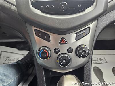 2014 Chevrolet Sonic LT Auto   - Photo 19 - Greenwood, IN 46142