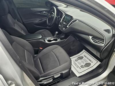 2019 Chevrolet Malibu LS   - Photo 24 - Greenwood, IN 46142