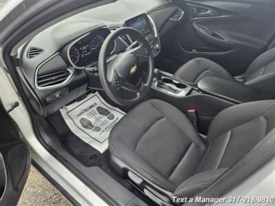 2019 Chevrolet Malibu LS   - Photo 9 - Greenwood, IN 46142