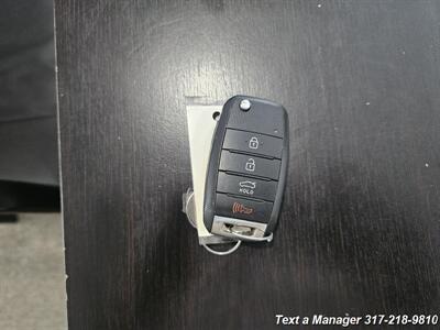 2015 Kia Optima LX   - Photo 27 - Greenwood, IN 46142