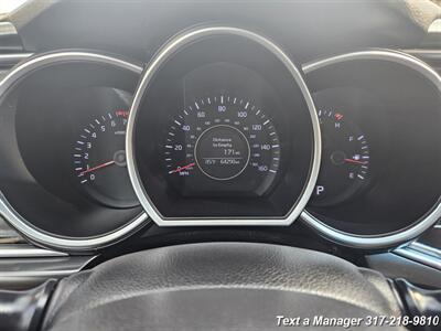 2015 Kia Optima LX   - Photo 13 - Greenwood, IN 46142