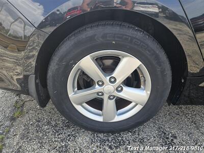 2015 Kia Optima LX   - Photo 25 - Greenwood, IN 46142