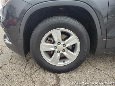 2018 Chevrolet Trax LT   - Photo 25 - Greenwood, IN 46142