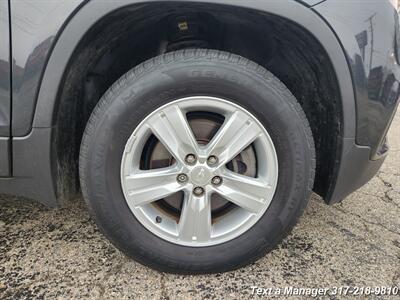 2018 Chevrolet Trax LT   - Photo 28 - Greenwood, IN 46142