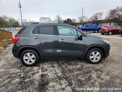 2018 Chevrolet Trax LT   - Photo 6 - Greenwood, IN 46142