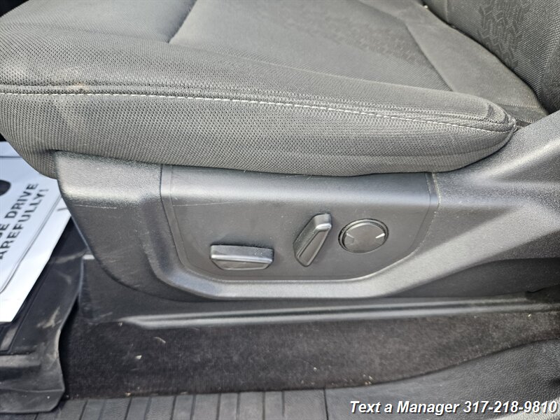 2019 Ford F-150 XLT - Photo 12 - Greenwood, IN 46142