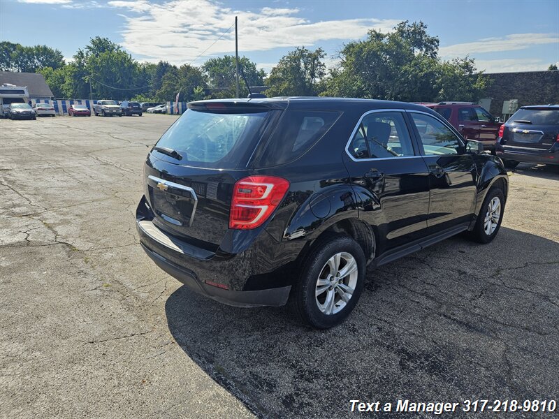 2017 Chevrolet Equinox LS - Photo 5 - Greenwood, IN 46142