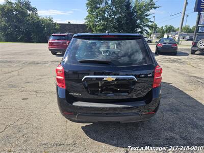 2017 Chevrolet Equinox LS - Photo 4 - Greenwood, IN 46142