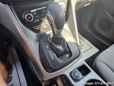 2016 Ford Escape SE   - Photo 20 - Greenwood, IN 46142