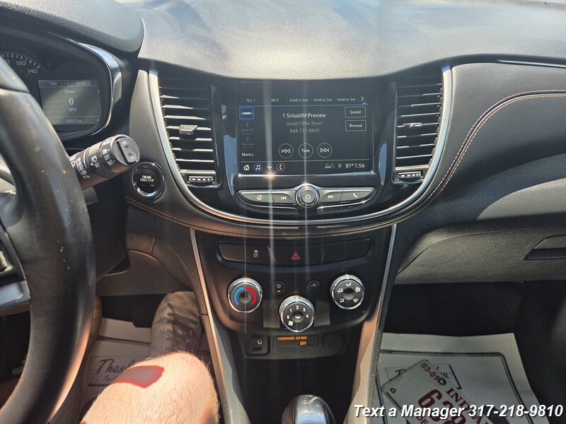 2019 Chevrolet Trax LT - Photo 13 - Greenwood, IN 46142