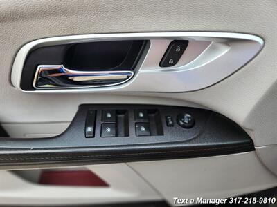 2017 Chevrolet Equinox LT   - Photo 9 - Greenwood, IN 46142