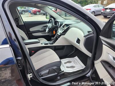 2017 Chevrolet Equinox LT   - Photo 21 - Greenwood, IN 46142