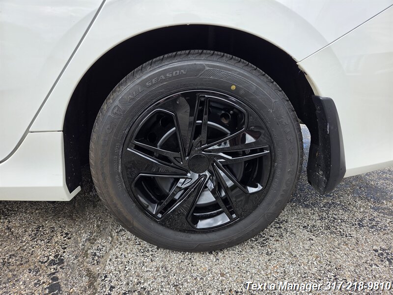 2016 Honda Civic LX - Photo 24 - Greenwood, IN 46142