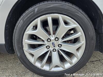 2017 Ford Taurus Limited - Photo 31 - Greenwood, IN 46142