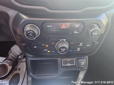 2021 Jeep Renegade Latitude   - Photo 18 - Greenwood, IN 46142
