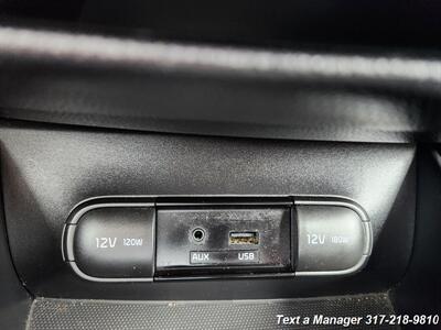 2014 Kia Soul +   - Photo 21 - Greenwood, IN 46142