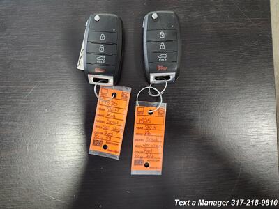 2014 Kia Soul +   - Photo 27 - Greenwood, IN 46142