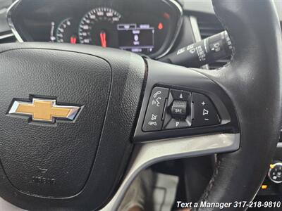 2020 Chevrolet Trax LT - Photo 16 - Greenwood, IN 46142