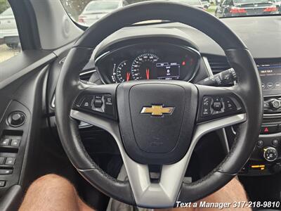 2020 Chevrolet Trax LT - Photo 12 - Greenwood, IN 46142