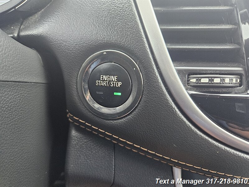 2020 Chevrolet Trax LT - Photo 17 - Greenwood, IN 46142