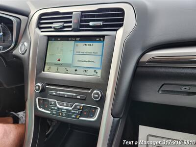 2018 Ford Fusion SE   - Photo 15 - Greenwood, IN 46142