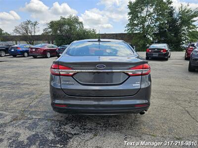 2018 Ford Fusion SE   - Photo 4 - Greenwood, IN 46142