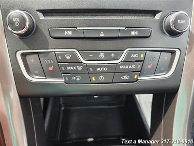 2018 Ford Fusion SE   - Photo 18 - Greenwood, IN 46142