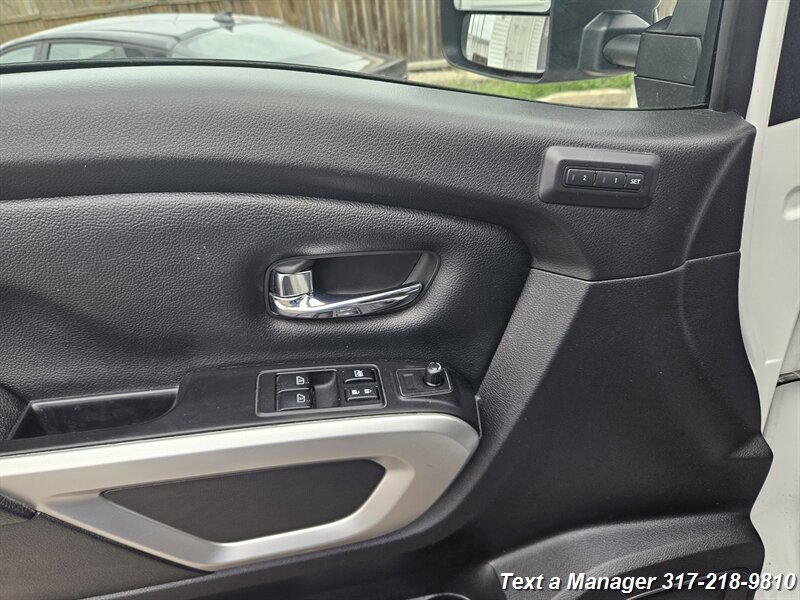 2018 Nissan Titan XD PRO-4X - Photo 11 - Greenwood, IN 46142