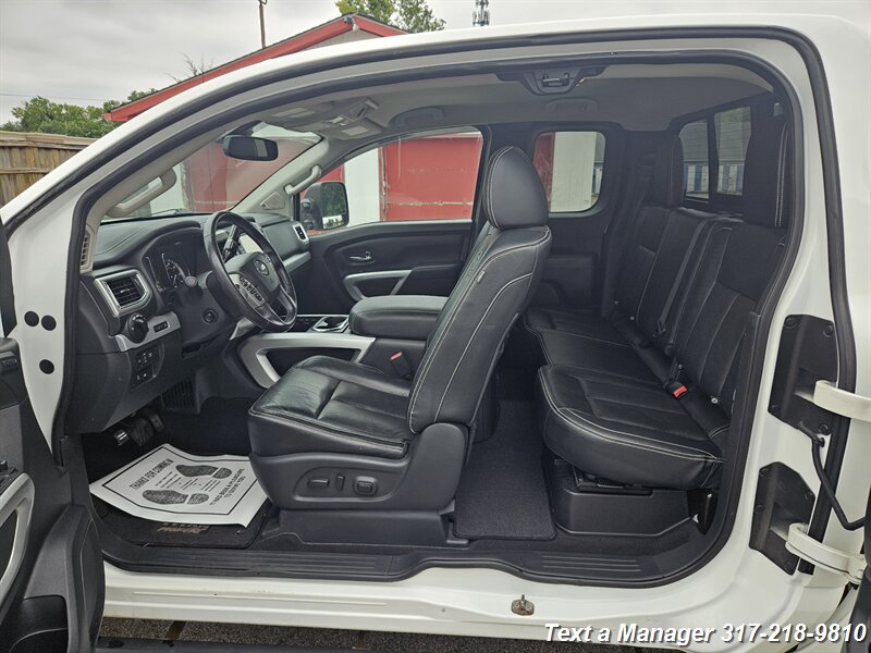 2018 Nissan Titan XD PRO-4X - Photo 27 - Greenwood, IN 46142