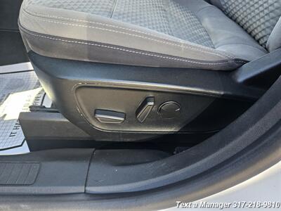 2020 Ford Escape SE   - Photo 12 - Greenwood, IN 46142