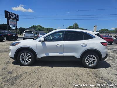 2020 Ford Escape SE   - Photo 2 - Greenwood, IN 46142