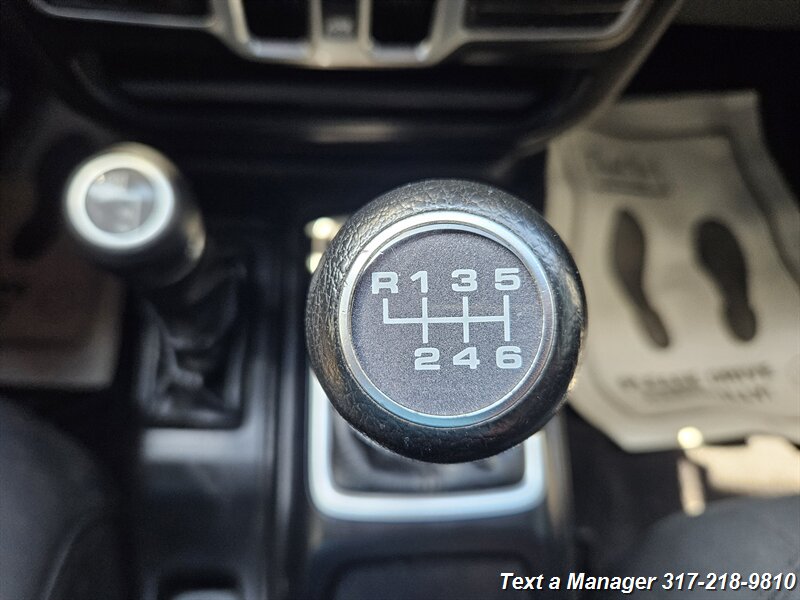 2018 Jeep Wrangler Unlimited Sport - Photo 22 - Greenwood, IN 46142