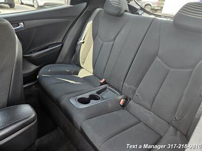 2015 Hyundai VELOSTER RE:FLEX   - Photo 21 - Greenwood, IN 46142