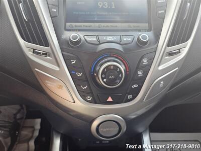 2015 Hyundai VELOSTER RE:FLEX   - Photo 20 - Greenwood, IN 46142