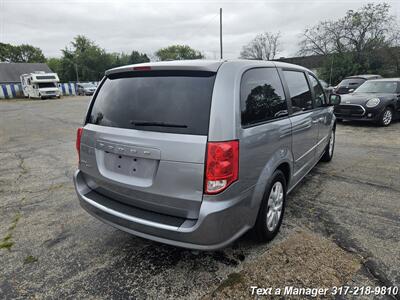 2015 Dodge Grand Caravan SE   - Photo 5 - Greenwood, IN 46142