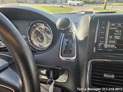 2015 Dodge Grand Caravan SE   - Photo 17 - Greenwood, IN 46142