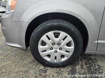 2015 Dodge Grand Caravan SE   - Photo 31 - Greenwood, IN 46142