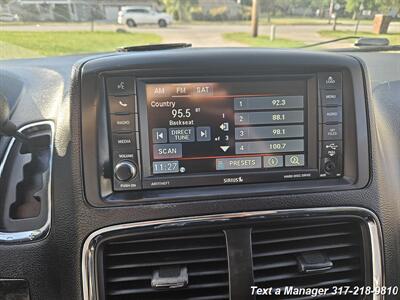 2015 Dodge Grand Caravan SE   - Photo 18 - Greenwood, IN 46142