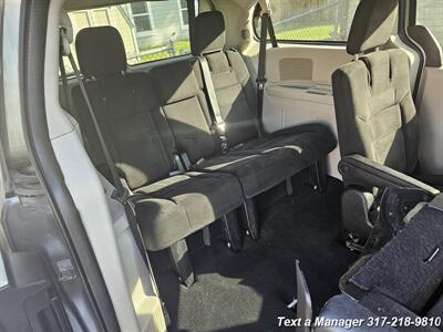 2015 Dodge Grand Caravan SE   - Photo 28 - Greenwood, IN 46142
