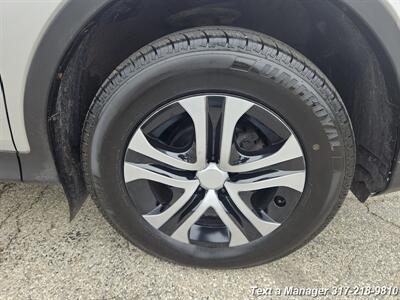 2015 Toyota RAV4 LE - Photo 29 - Greenwood, IN 46142