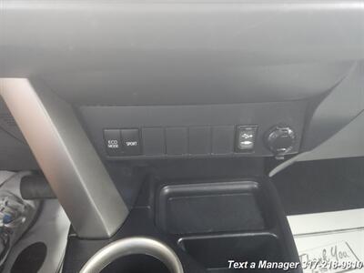 2015 Toyota RAV4 LE   - Photo 12 - Greenwood, IN 46142