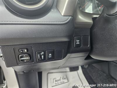 2015 Toyota RAV4 LE   - Photo 3 - Greenwood, IN 46142