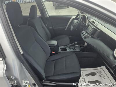 2015 Toyota RAV4 LE   - Photo 17 - Greenwood, IN 46142