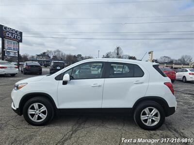 2017 Chevrolet Trax LS   - Photo 2 - Greenwood, IN 46142